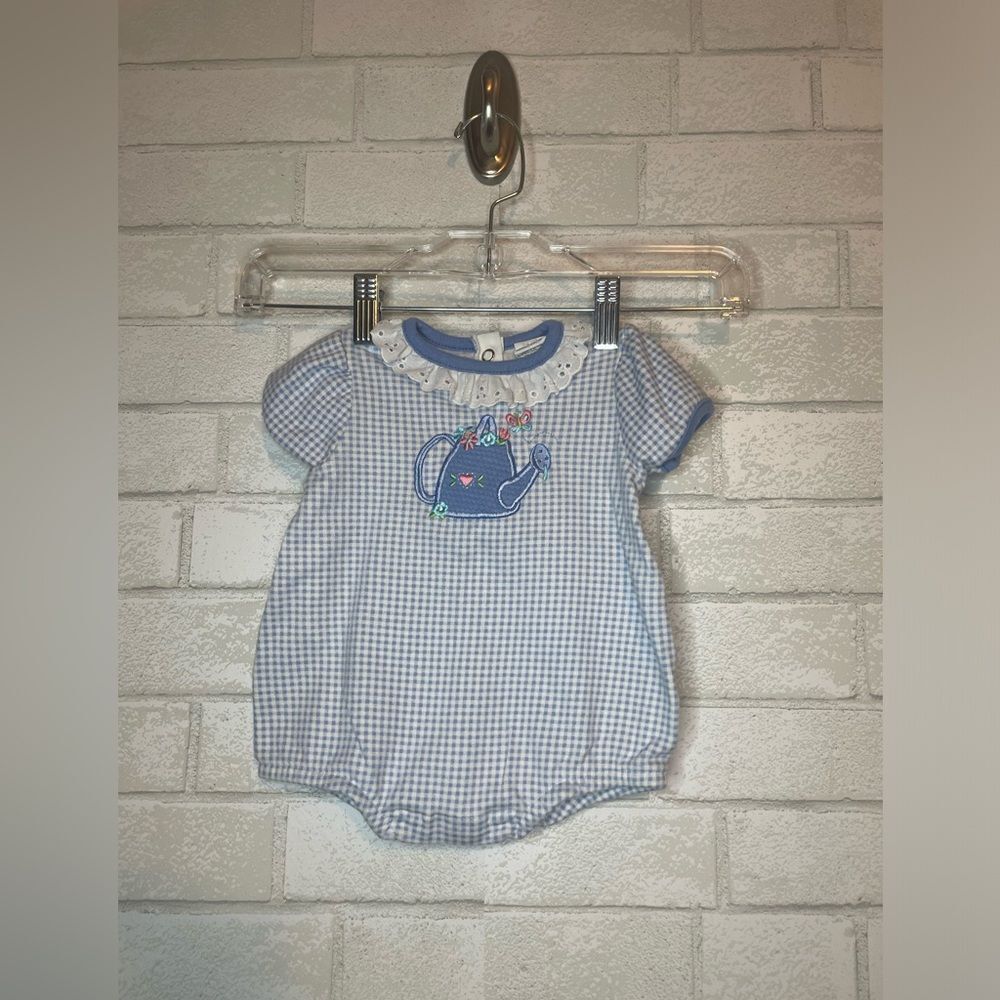 Vintage Gingham Baby Bodysuit/Romper Ruffled Lace Neck Bubble Sleeves 3-6 mo